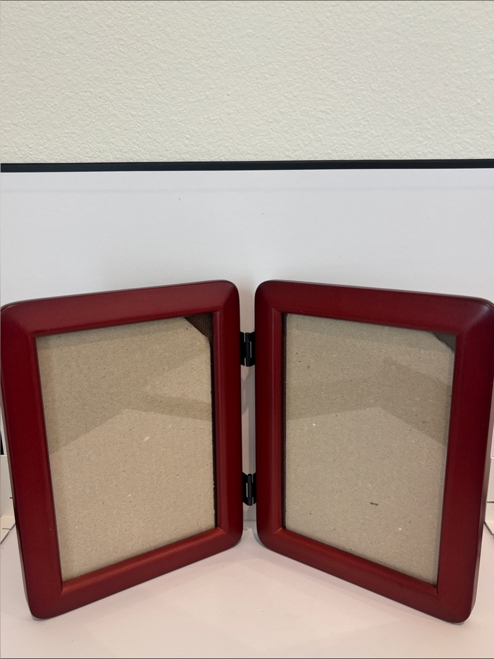 Vintage Hinged Wood Double Picture Frame – Cherry Red/Burgundy Finish